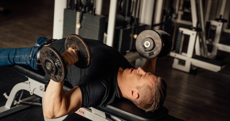 Does Bench Press Really Workout Biceps
